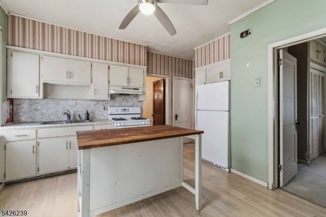 165 Dundee Ave, Paterson City, NJ 07503