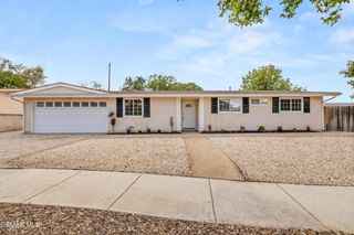 1005 Sheffield Place, Thousand Oaks, CA 91360