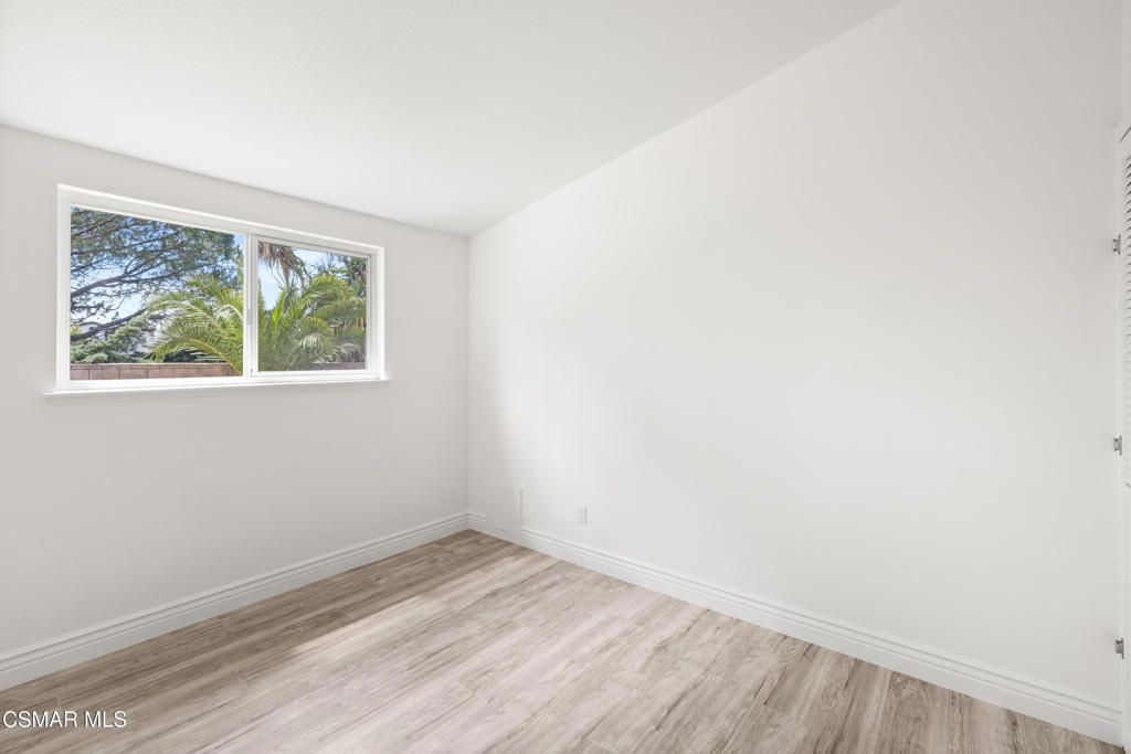 Image 18 of property listing at 1005 Sheffield Place, Thousand Oaks, CA 91360
