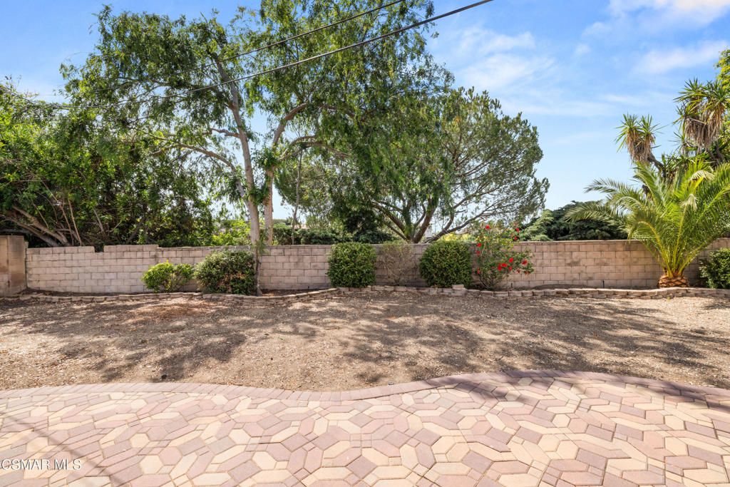Image 25 of property listing at 1005 Sheffield Place, Thousand Oaks, CA 91360