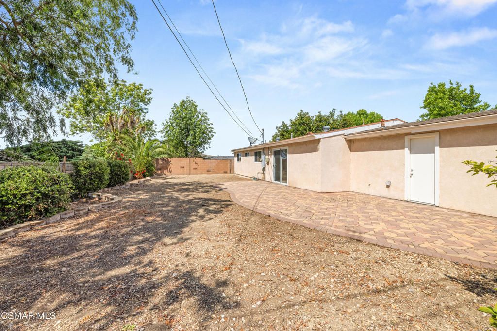 Image 26 of property listing at 1005 Sheffield Place, Thousand Oaks, CA 91360