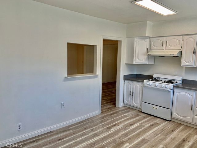 99 N Greenwood Avenue, Pasadena, CA 91107