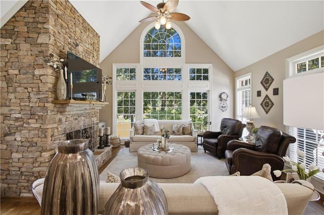 103 Grandmar Chase, Canton, GA 30115