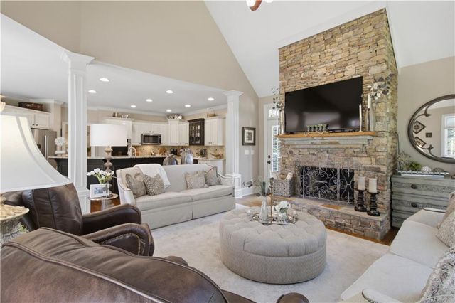 103 Grandmar Chase, Canton, GA 30115