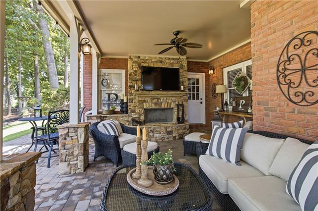 103 Grandmar Chase, Canton, GA 30115