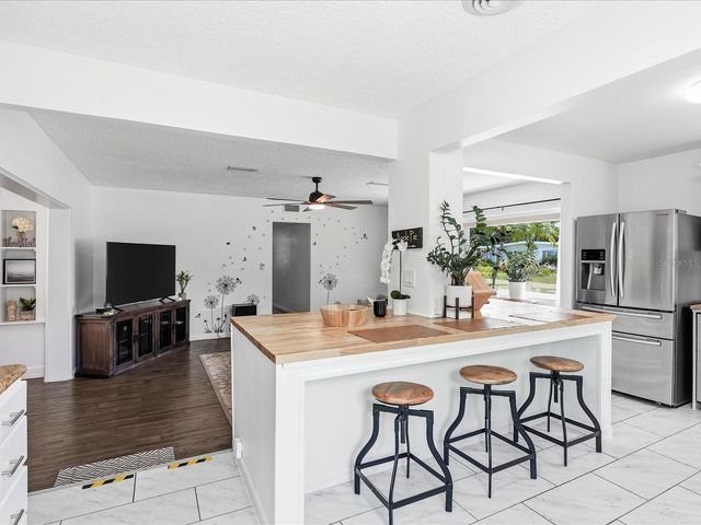 936 DAWN STREET, Venice, FL 34285