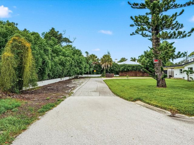 936 DAWN STREET, Venice, FL 34285
