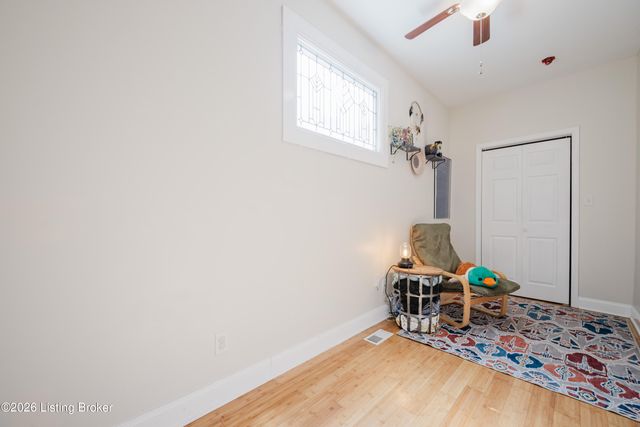 1030 E Oak St, Louisville, KY 40204