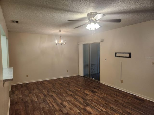 130 JASMINE WOODS CT 11B, Deltona, FL 32725