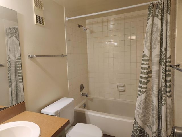 130 JASMINE WOODS CT 11B, Deltona, FL 32725
