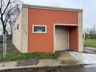 12582 E McNichols Road, Detroit, MI 48205