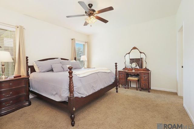 18341 Sunset Park Dr, Prairieville, LA 70769