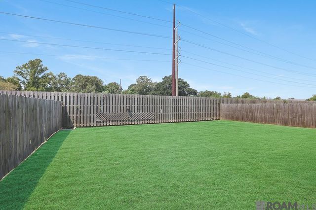 18341 Sunset Park Dr, Prairieville, LA 70769