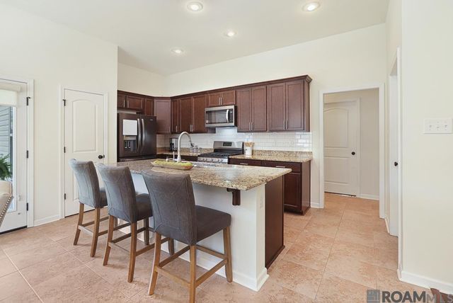 18341 Sunset Park Dr, Prairieville, LA 70769