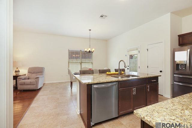 18341 Sunset Park Dr, Prairieville, LA 70769