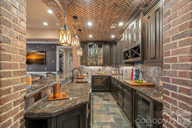 119 S Longfellow Lane, Mooresville, NC 28117