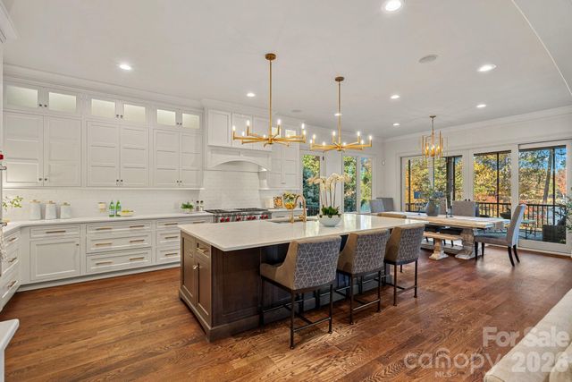 119 S Longfellow Lane, Mooresville, NC 28117