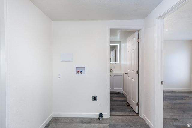 8547 S COACHMAN WAY, West Jordan, UT 84088