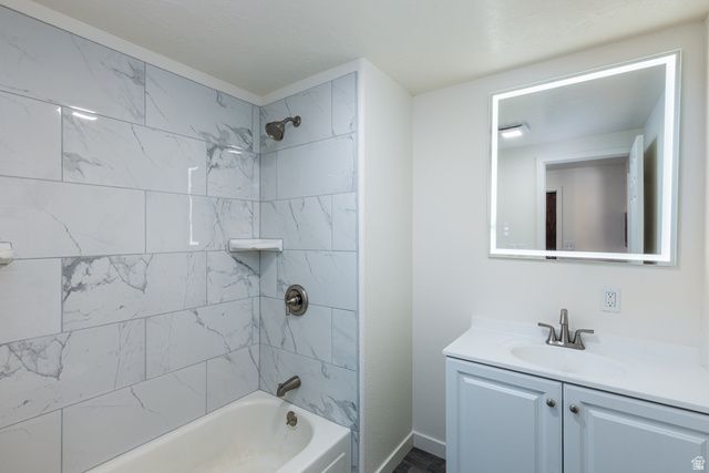 8547 S COACHMAN WAY, West Jordan, UT 84088