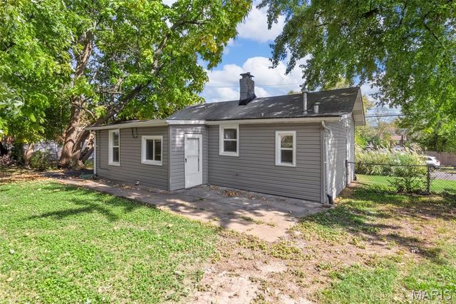 2345 Gaebler Avenue, Overland, MO 63114