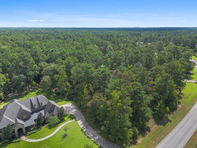 37432 Club house Lane, Montgomery, TX 77355
