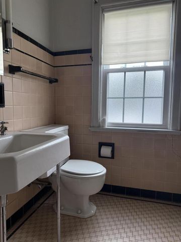 3140 N 42nd PLACE, Milwaukee, WI 53216
