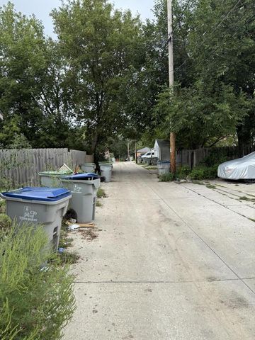 3140 N 42nd PLACE, Milwaukee, WI 53216