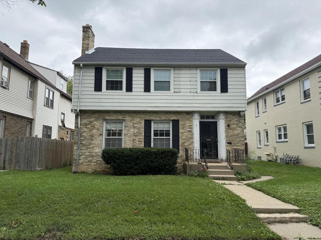 3140 N 42nd PLACE, Milwaukee, WI 53216