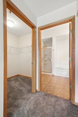 3125 Town Square Drive 401, Rolling Meadows, IL 60008