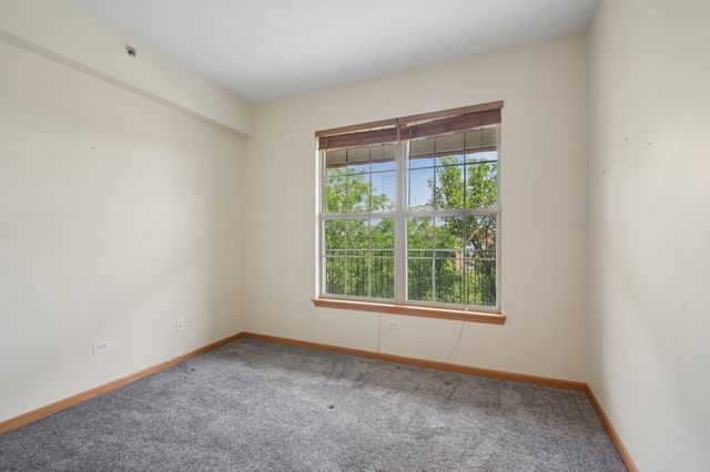3125 Town Square Drive 401, Rolling Meadows, IL 60008