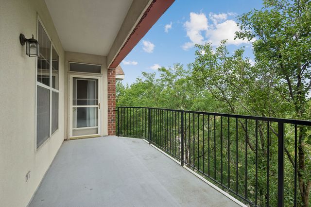 3125 Town Square Drive 401, Rolling Meadows, IL 60008