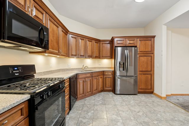 3125 Town Square Drive 401, Rolling Meadows, IL 60008
