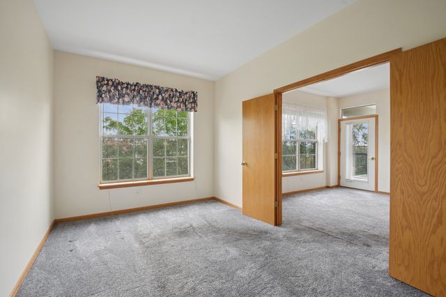 3125 Town Square Drive 401, Rolling Meadows, IL 60008