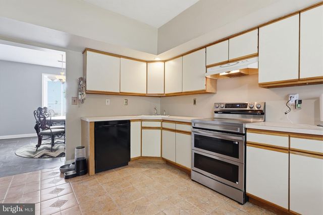 595 BUCK DR, Fairless Hills, PA 19030