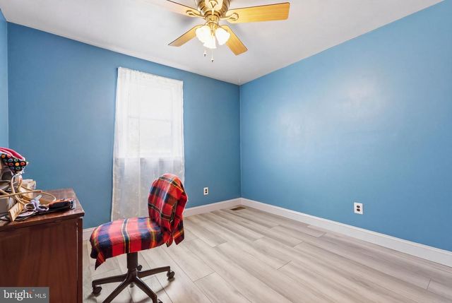 595 BUCK DR, Fairless Hills, PA 19030