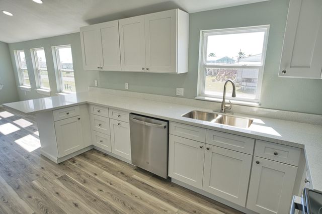 976 County Road 202, Sargent, TX 77414