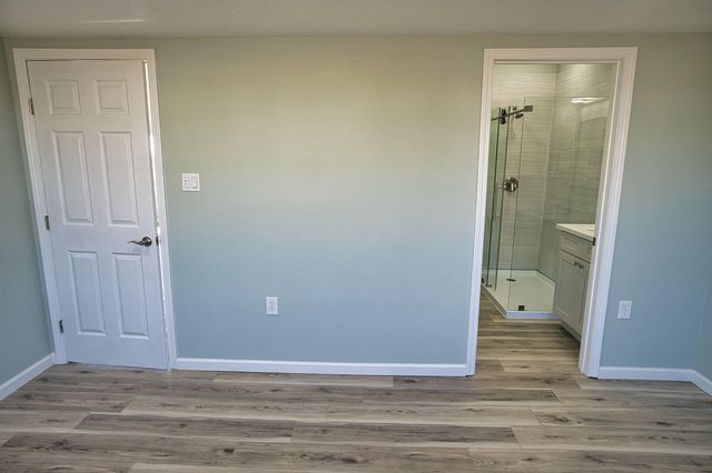 976 County Road 202, Sargent, TX 77414