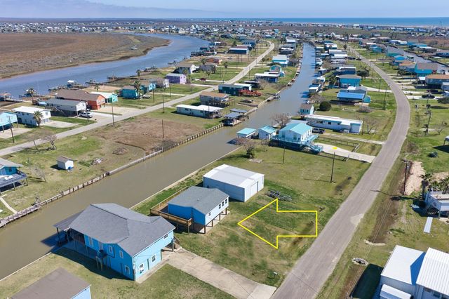 976 County Road 202, Sargent, TX 77414