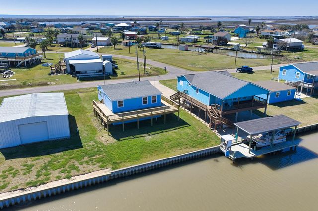 976 County Road 202, Sargent, TX 77414