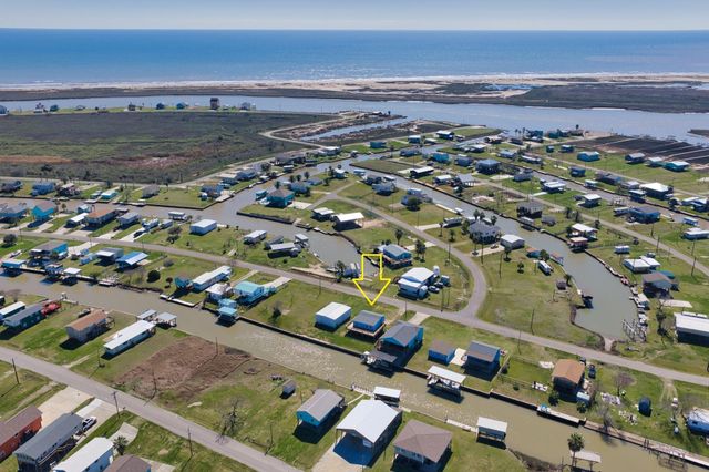 976 County Road 202, Sargent, TX 77414