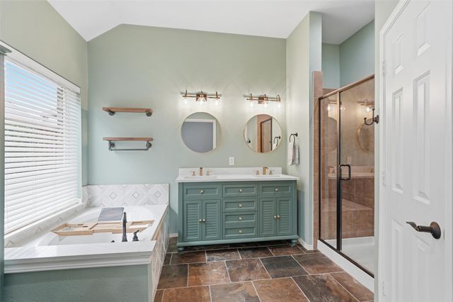 2331 Falcon Point Drive, Frisco, TX 75033