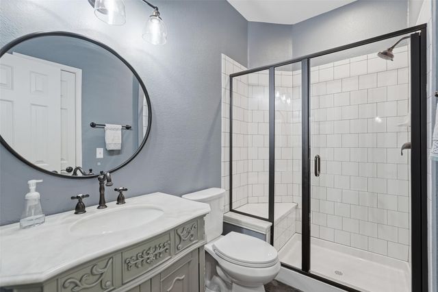 2331 Falcon Point Drive, Frisco, TX 75033