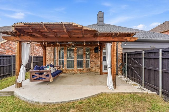 2331 Falcon Point Drive, Frisco, TX 75033