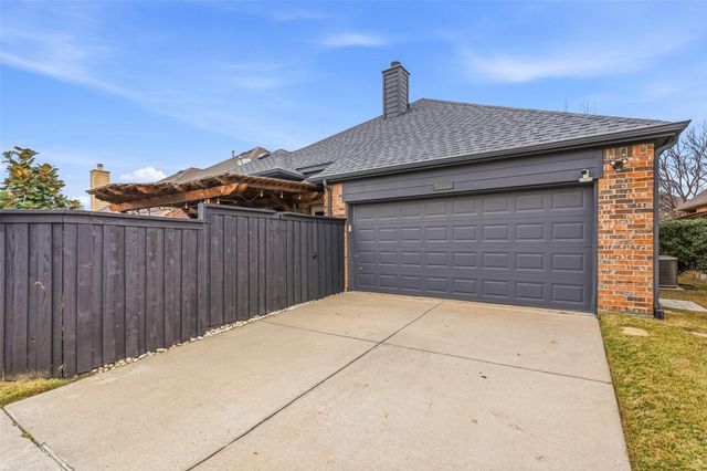 2331 Falcon Point Drive, Frisco, TX 75033
