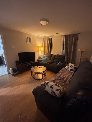 59 Division St. 3, Chelsea, MA 02150