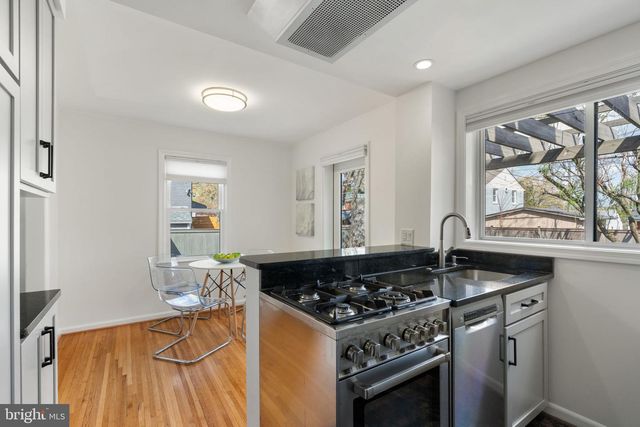 6021 WILLIAMSBURG RD, Alexandria, VA 22303