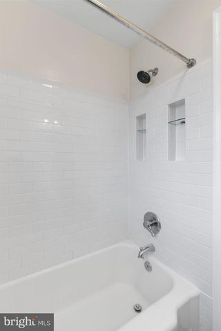 6021 WILLIAMSBURG RD, Alexandria, VA 22303