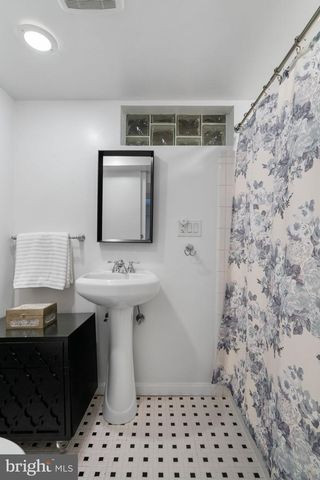 6021 WILLIAMSBURG RD, Alexandria, VA 22303