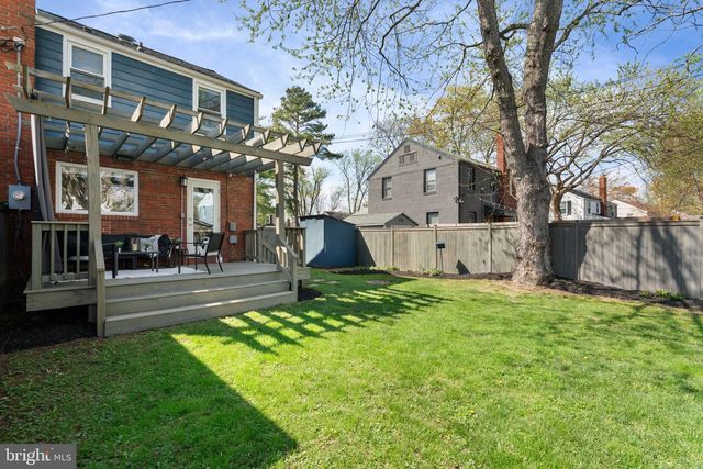 6021 WILLIAMSBURG RD, Alexandria, VA 22303