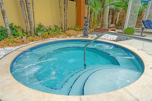 2775 NE 187th St 509, Aventura, FL 33180